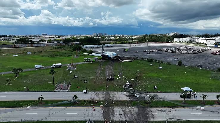 amazon cargo plane crash